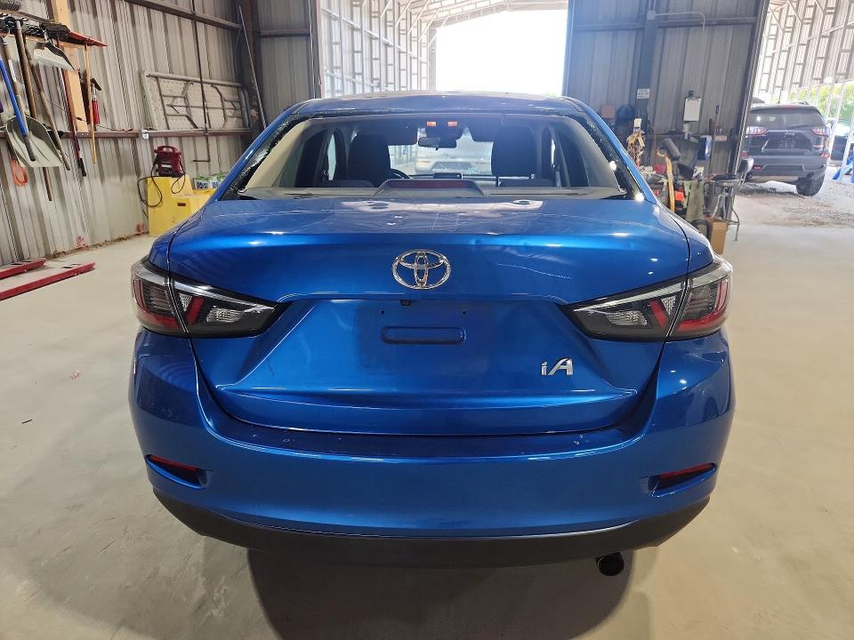 2017 Toyota Yaris Ia მანქანა იყიდება აუქციონზე, vin: 3MYDLBYV5HY165453, აუქციონის ნომერი: 52610556