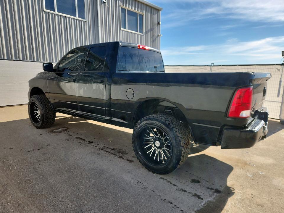 54173356 :رقم المزاد ، 1C6RR7FT6HS806813 vin ، 2017 Ram 1500 مزاد بيع