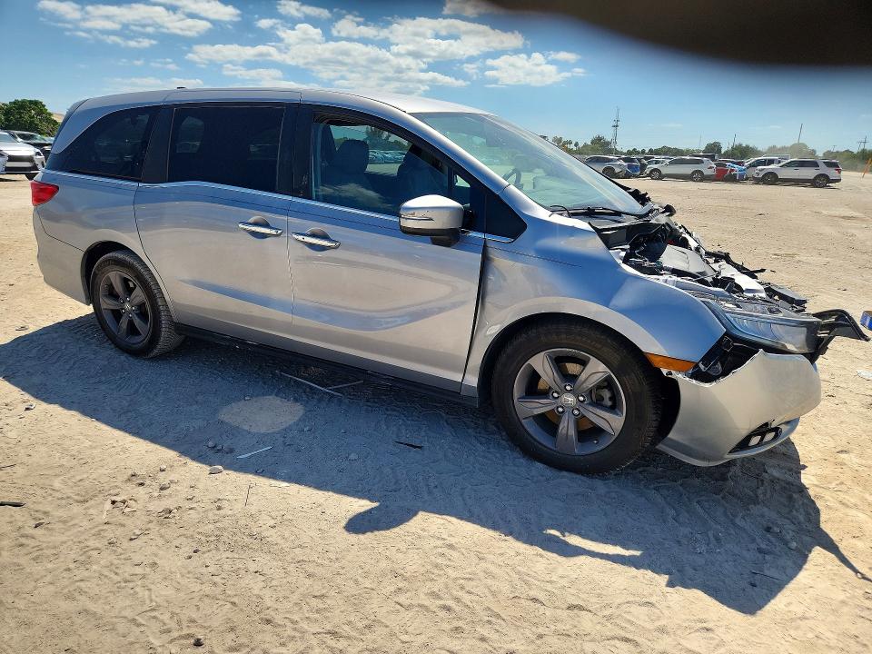 52766906 :رقم المزاد ، 5FNRL6H51NB030070 vin ، 2022 Honda Odyssey مزاد بيع