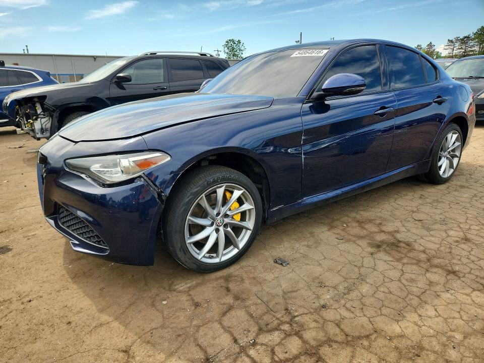 54864616 :رقم المزاد ، ZARFAEDN6H7556817 vin ، 2017 Alfa Romeo Giulia مزاد بيع