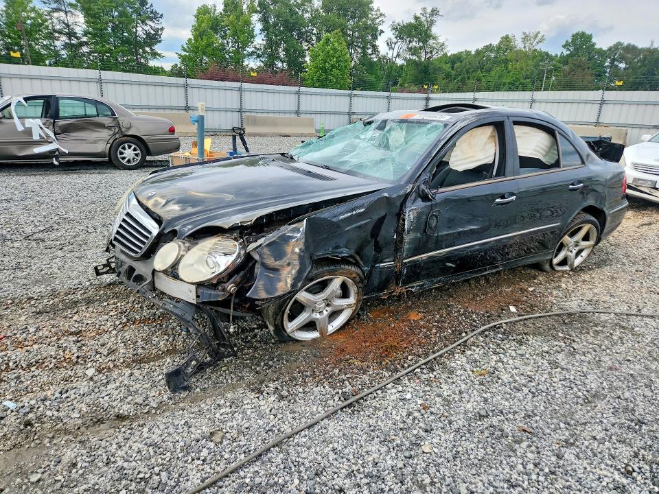 53080626 :رقم المزاد ، WDBUF56X09B389160 vin ، 2009 Mercedes-benz E مزاد بيع