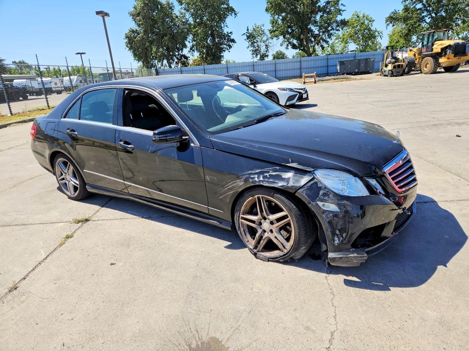 54098156 :رقم المزاد ، WDDHF5GB8BA267573 vin ، 2011 Mercedes-benz E مزاد بيع