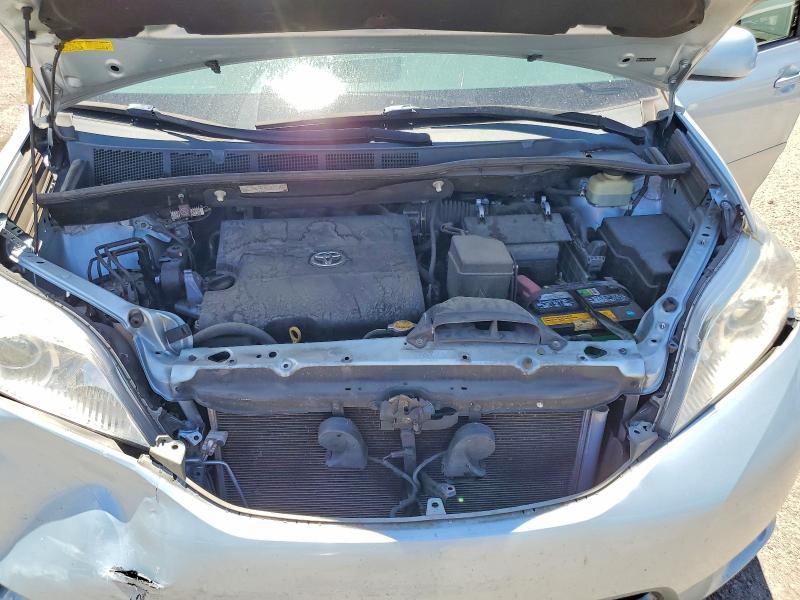 Продажа на аукционе авто 2015 Toyota Sienna, vin: 5TDKK3DC1FS649319, номер лота: 53707176