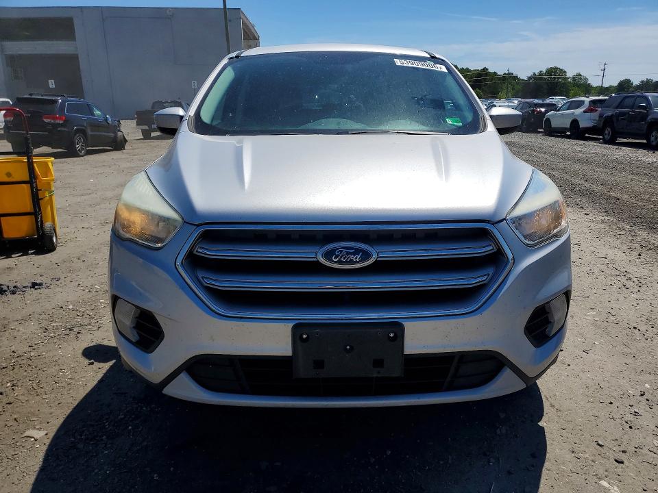 Продаж на аукціоні авто 2017 Ford Escape, vin: 1FMCU9G90HUE62990, номер лоту: 53909006
