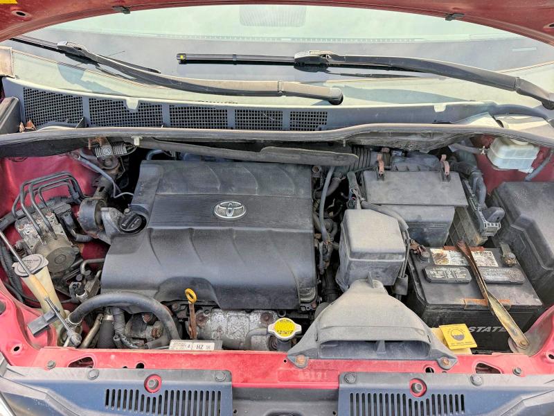 53560116 :رقم المزاد ، 5TDKK3DC1BS078788 vin ، 2011 Toyota Sienna مزاد بيع