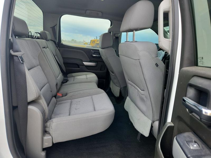 52370616 :رقم المزاد ، 3GCUKREC5JG375737 vin ، 2018 Chevrolet Silverado مزاد بيع