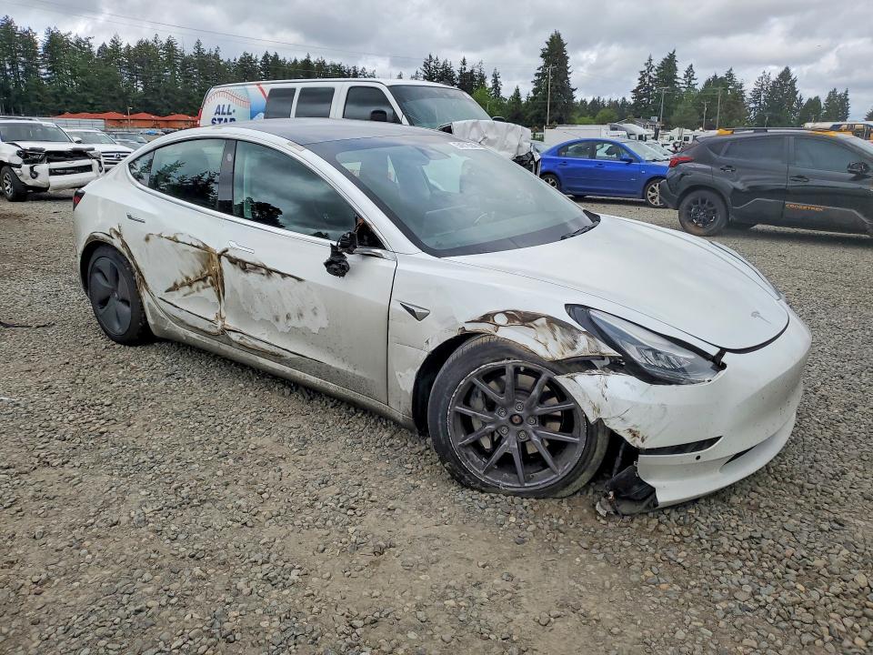 54318346 :رقم المزاد ، 5YJ3E1EBXLF665914 vin ، 2020 Tesla Model 3 مزاد بيع
