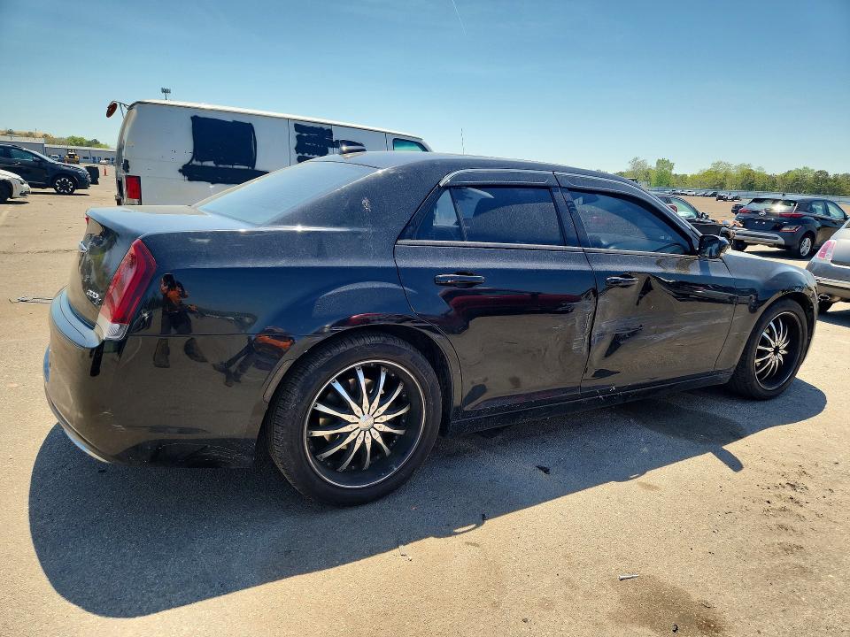 Продажа на аукционе авто 2015 Chrysler 300, vin: 2C3CCABG2FH876081, номер лота: 52963066