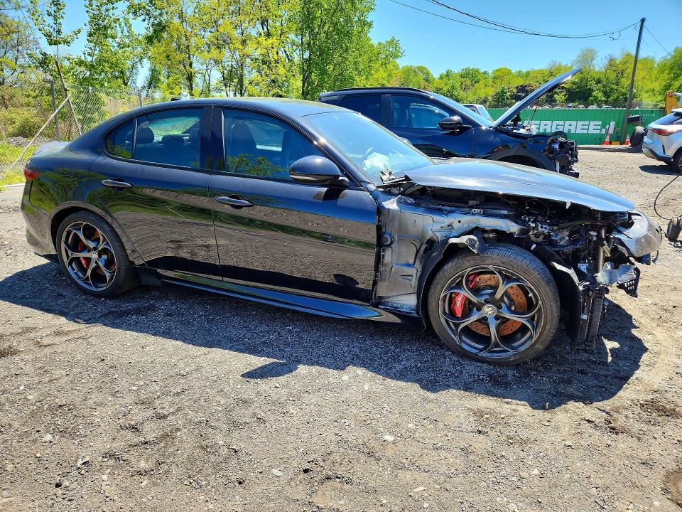 2023 Alfa Romeo Giulia მანქანა იყიდება აუქციონზე, vin: ZARFAMEVXP7676787, აუქციონის ნომერი: 53540996