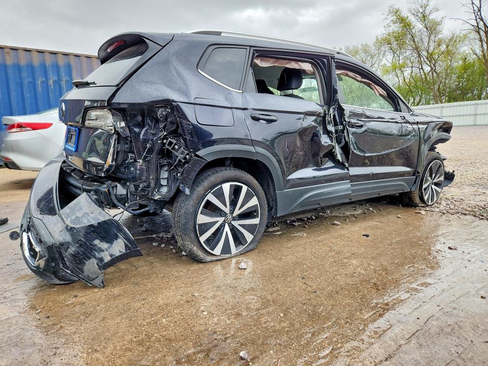 52237066 :رقم المزاد ، 3VVSX7B21RM035704 vin ، 2024 Volkswagen Taos مزاد بيع