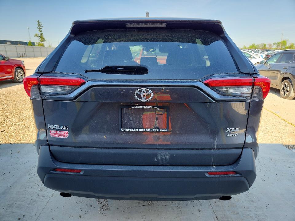 51609536 :رقم المزاد ، 2T3P1RFV4MW200951 vin ، 2021 Toyota Rav4 مزاد بيع