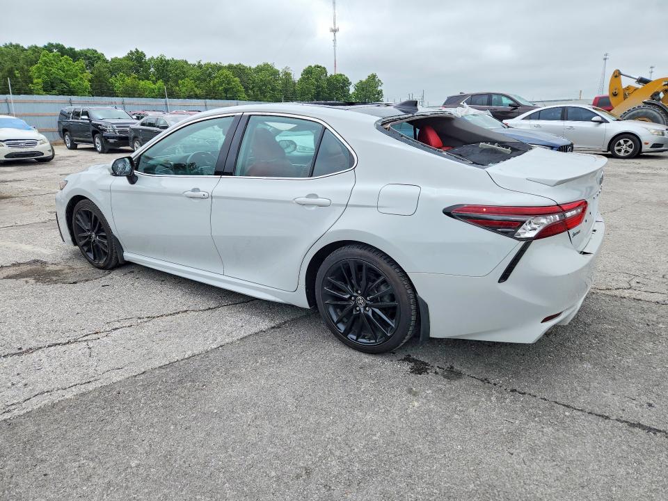 2022 Toyota Camry მანქანა იყიდება აუქციონზე, vin: 4T1K61BK4NU051721, აუქციონის ნომერი: 52169176