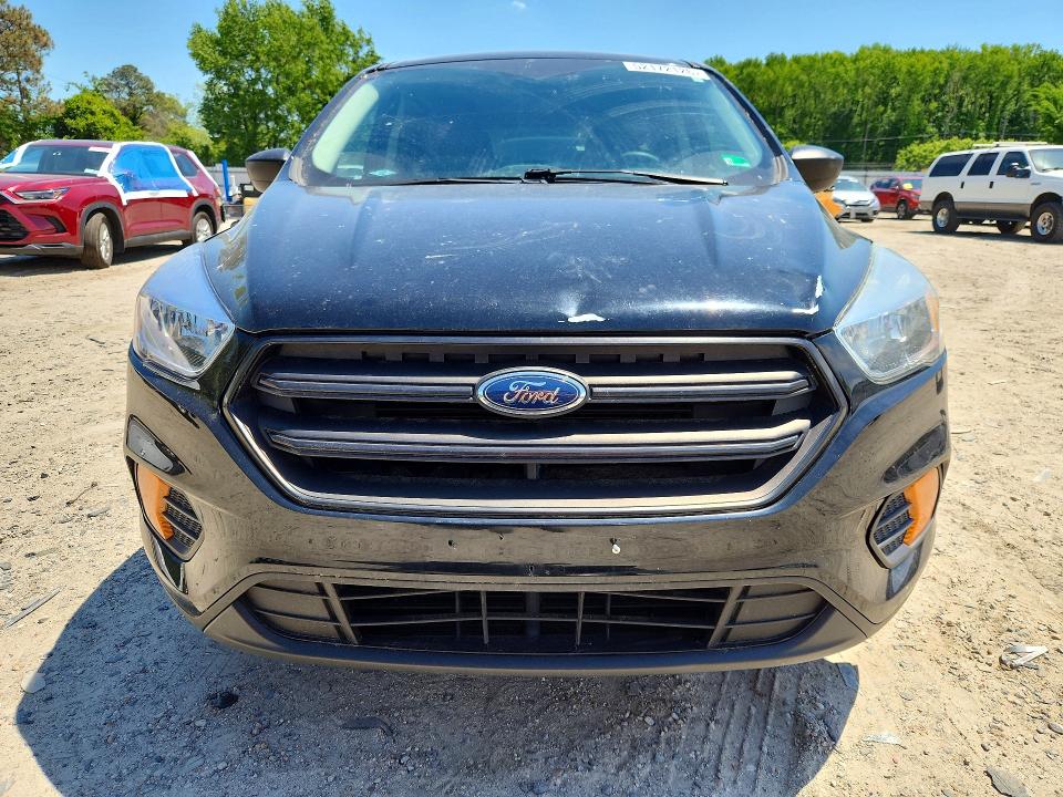 Продаж на аукціоні авто 2017 Ford Escape, vin: 1FMCU0F76HUB90750, номер лоту: 52172126