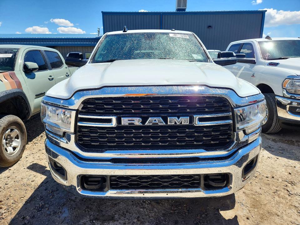 Продажа на аукционе авто 2022 Ram 2500, vin: 3C6UR5DL0NG441260, номер лота: 53097026