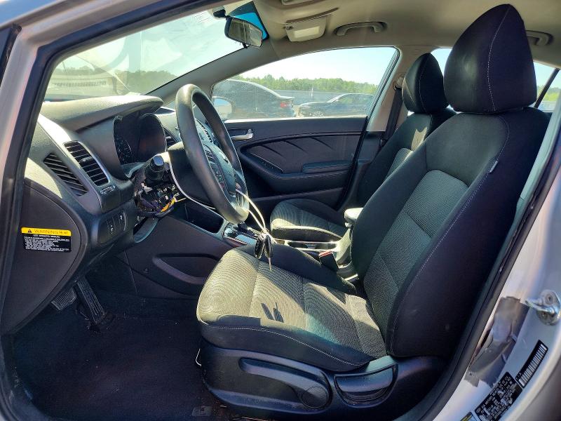 55529966 :رقم المزاد ، 3KPFK4A79JE270778 vin ، 2018 Kia Forte مزاد بيع