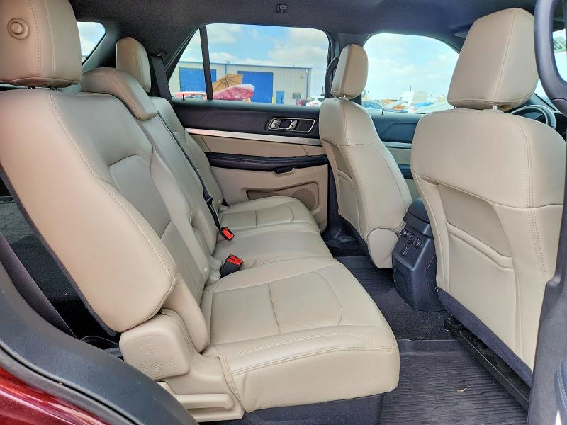 52665256 :رقم المزاد ، 1FM5K7D82JGC70117 vin ، 2018 Ford Explorer مزاد بيع