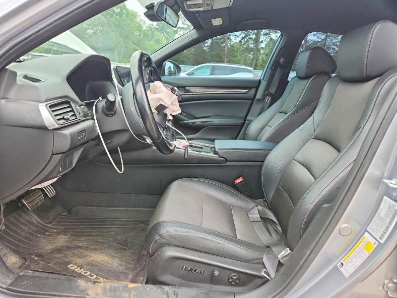 54913756 :رقم المزاد ، 1HGCV1F37NA040519 vin ، 2022 Honda Accord مزاد بيع