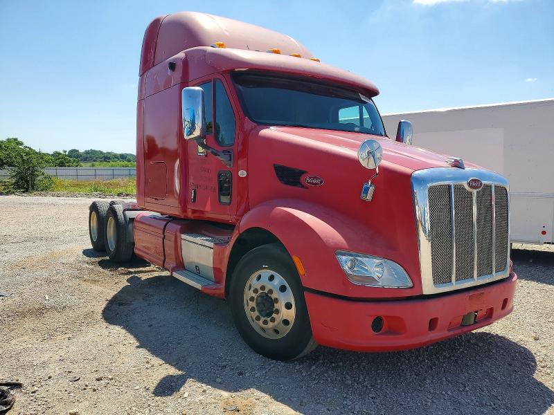 53548746 :رقم المزاد ، 1XP4D49X1CD131866 vin ، 2012 Peterbilt 587 مزاد بيع