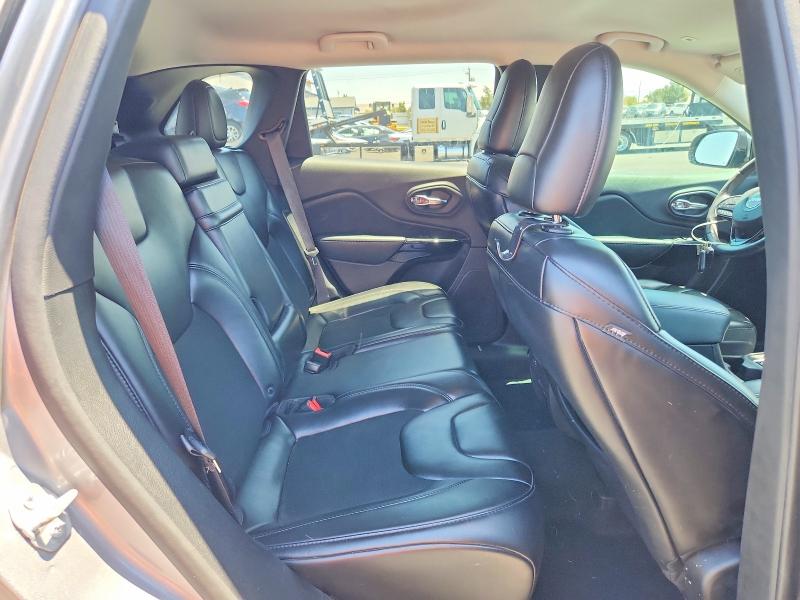 54446766 :رقم المزاد ، 1C4PJLLB9KD324795 vin ، 2019 Jeep Cherokee مزاد بيع