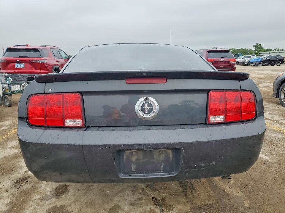 54208826 :رقم المزاد ، 1ZVHT80N485152654 vin ، 2008 Ford Mustang مزاد بيع