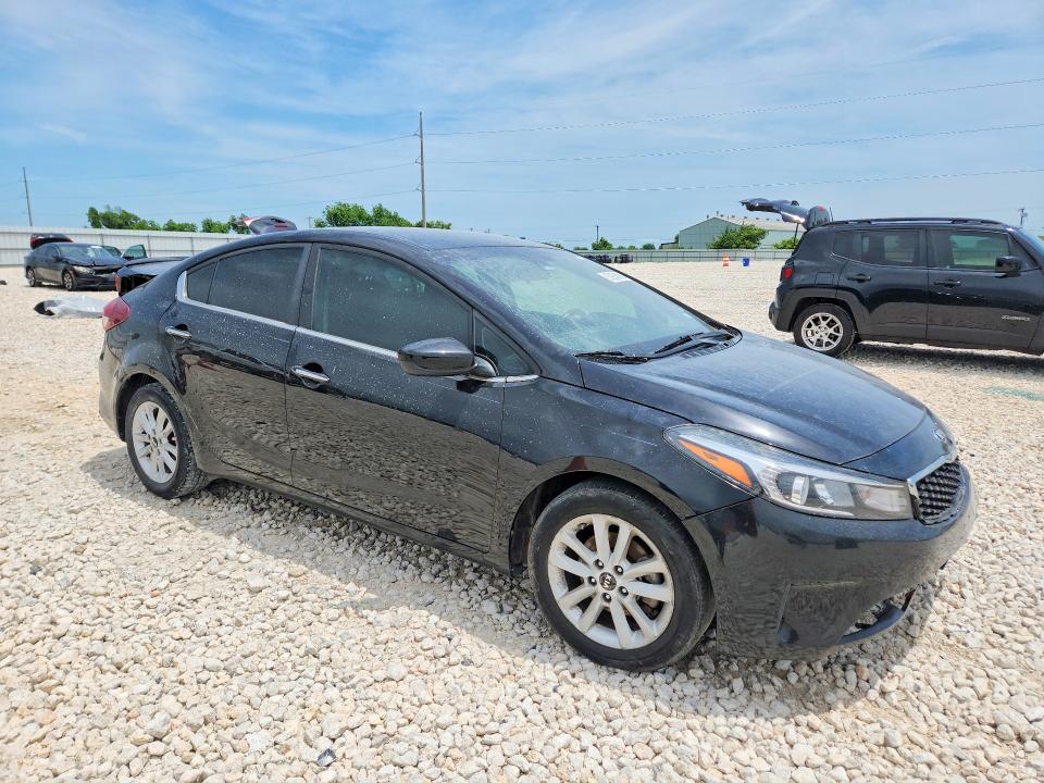 2017 Kia Forte მანქანა იყიდება აუქციონზე, vin: 3KPFL4A70HE090337, აუქციონის ნომერი: 53938866
