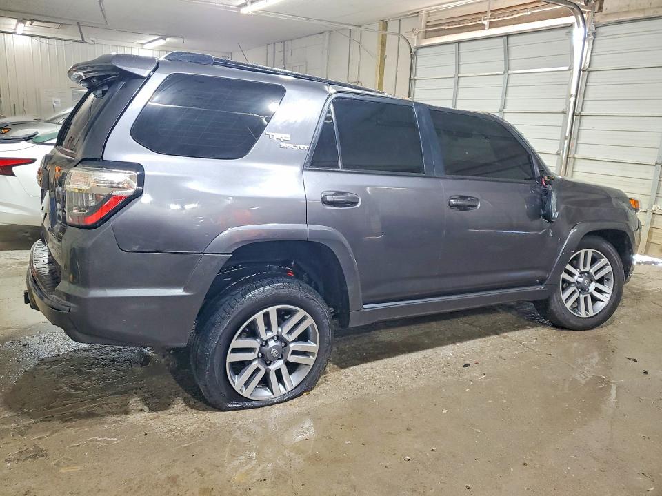 Продажа на аукционе авто 2022 Toyota 4runner, vin: JTESU5JR2N6079825, номер лота: 53376306