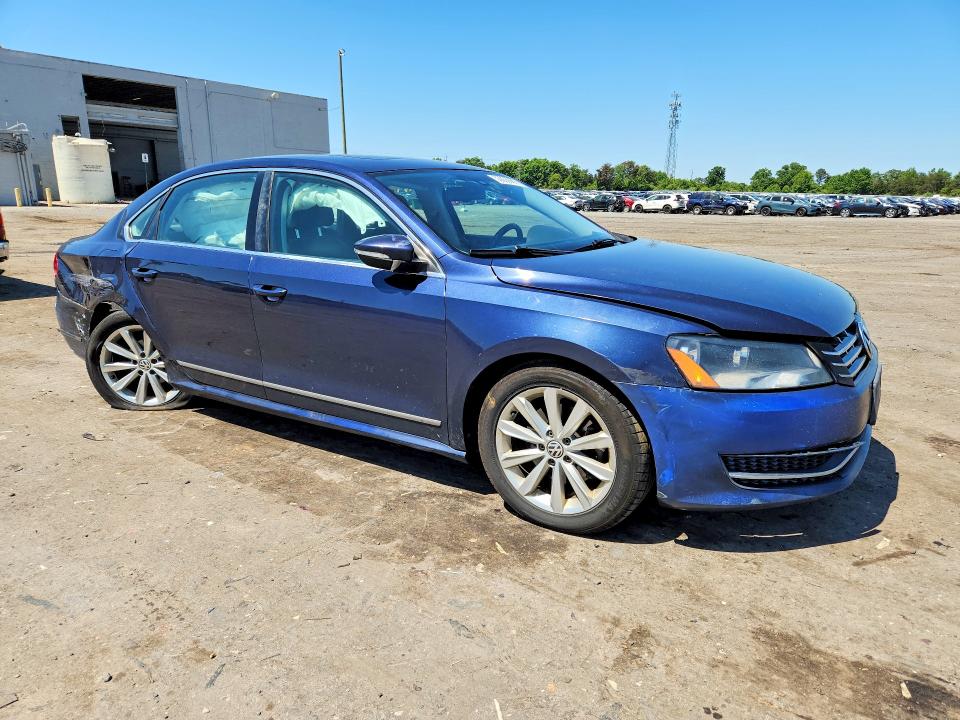 53055966 :رقم المزاد ، 1VWCP7A38CC035718 vin ، 2012 Volkswagen Passat مزاد بيع