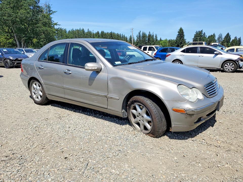 55198386 :رقم المزاد ، WDBRF64J54F509952 vin ، 2004 Mercedes-benz C مزاد بيع