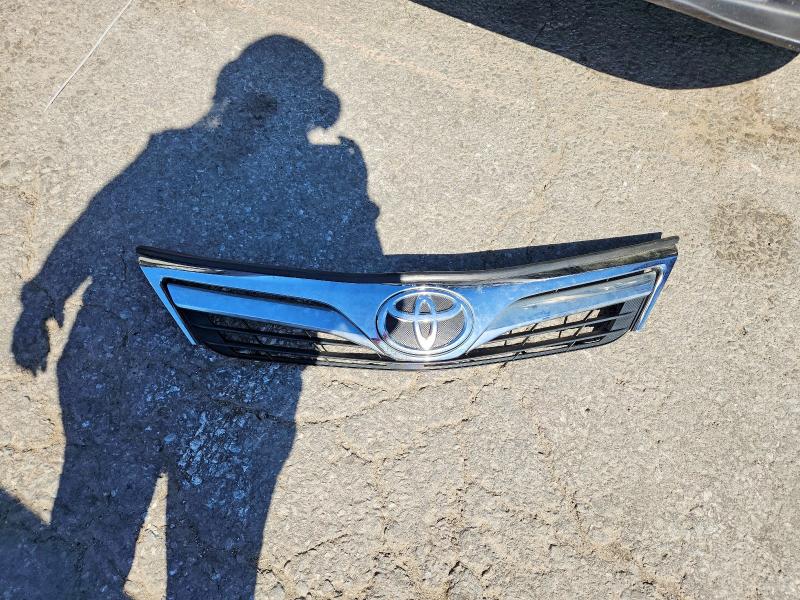 53284726 :رقم المزاد ، 4T1BF1FK2CU570242 vin ، 2012 Toyota Camry مزاد بيع