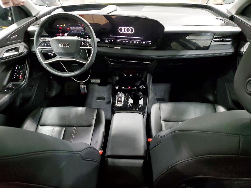 2025 Audi Q6 E-tron მანქანა იყიდება აუქციონზე, vin: WA124BGF3SA018020, აუქციონის ნომერი: 54166386