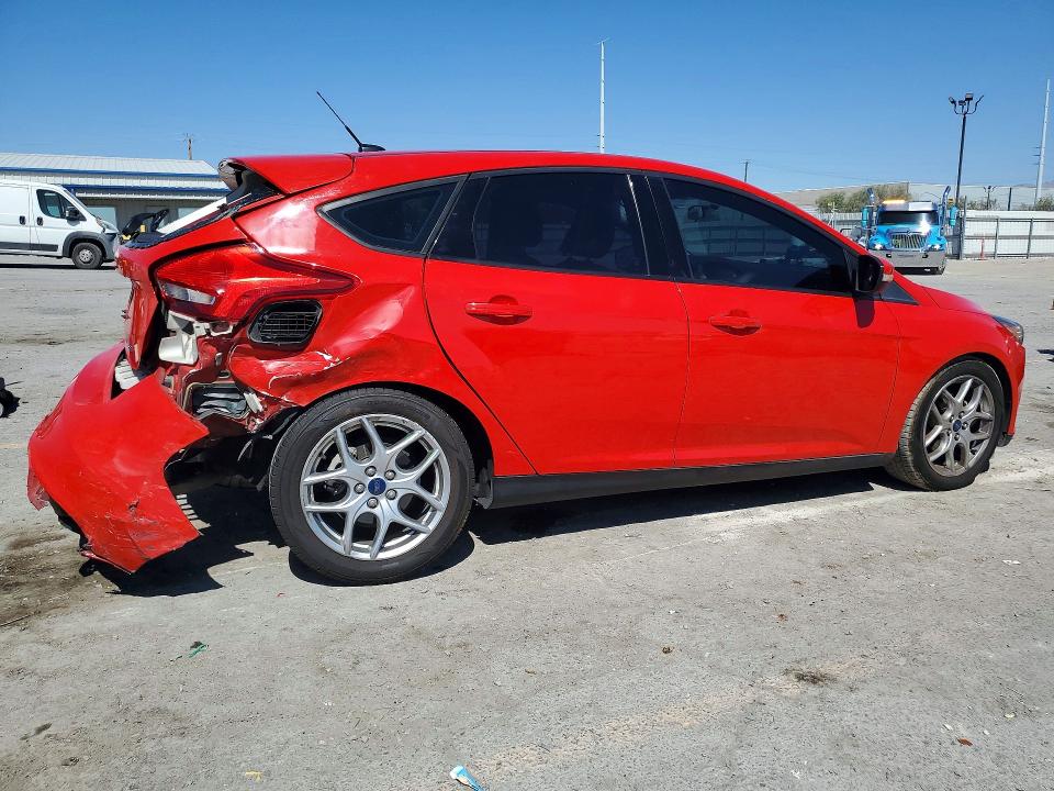 2015 Ford Focus მანქანა იყიდება აუქციონზე, vin: 1FADP3K23FL318902, აუქციონის ნომერი: 52946526