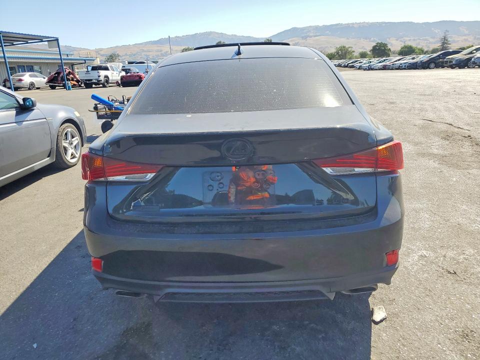 54712116 :رقم المزاد ، JTHGZ1B21L5036004 vin ، 2020 Lexus Is مزاد بيع