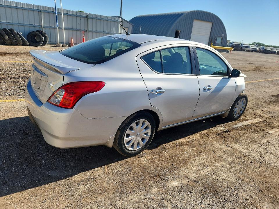 Продажа на аукционе авто 2019 Nissan Versa, vin: 3N1CN7AP9KL879395, номер лота: 53264556