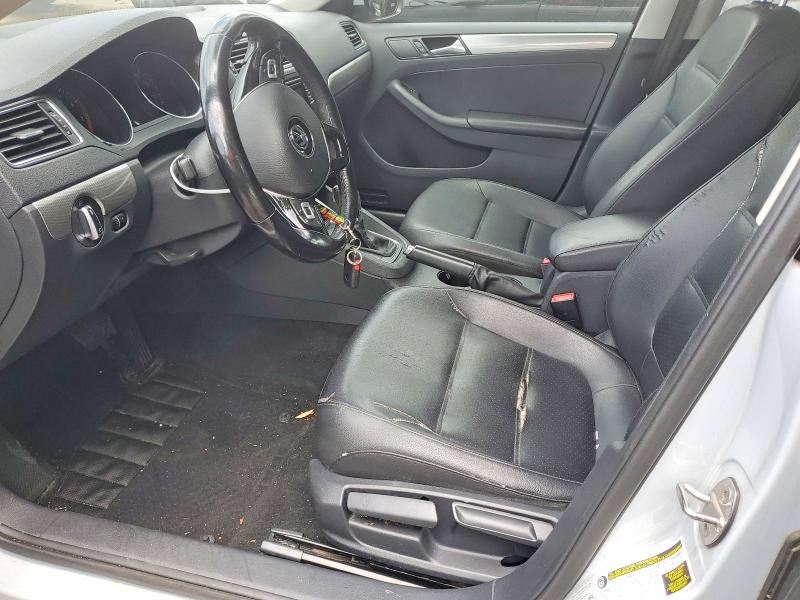 Продажа на аукционе авто 2017 Volkswagen Jetta, vin: 3VWDB7AJXHM266773, номер лота: 52635866