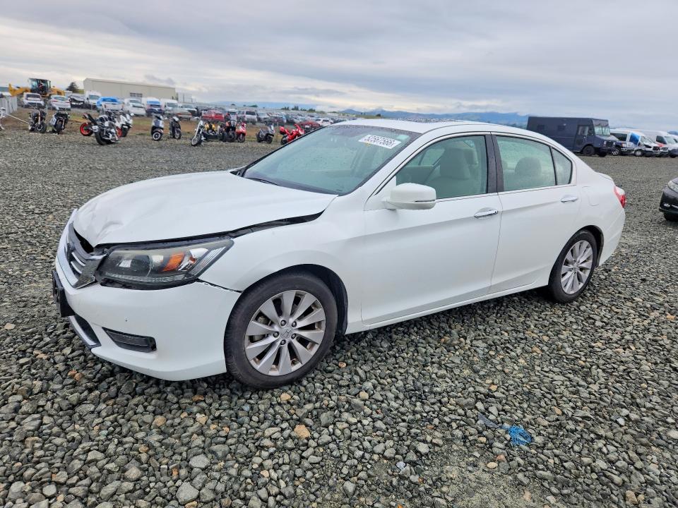 Auction sale of the 2015 Honda Accord, vin: 1HGCR2F85FA140416, lot number: 52567566