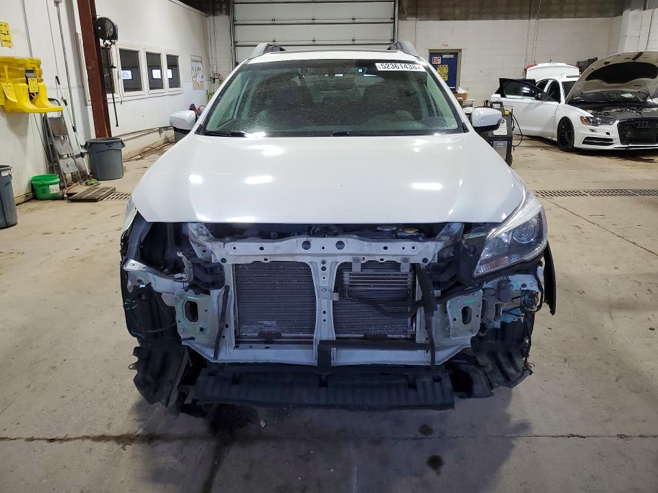 Продажа на аукционе авто 2017 Subaru Outback, vin: 4S4BSENCXH3396253, номер лота: 52361436