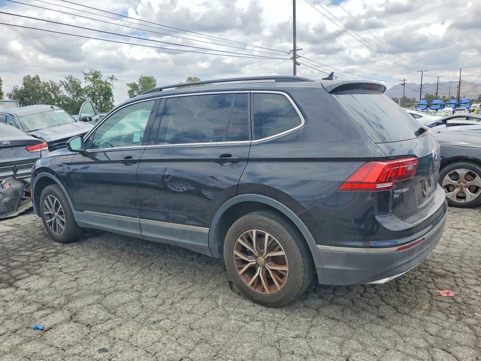 55430146 :رقم المزاد ، 3VV3B7AX8LM102340 vin ، 2020 Volkswagen Tiguan مزاد بيع