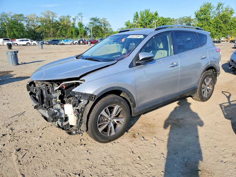 52037556 :رقم المزاد ، JTMRFREV1JJ188134 vin ، 2018 Toyota Rav4 مزاد بيع