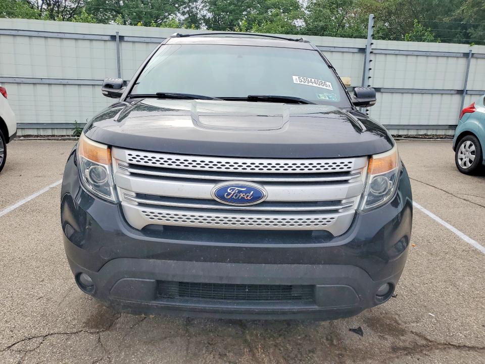 2013 Ford Explorer მანქანა იყიდება აუქციონზე, vin: 1FM5K8D82DGA71174, აუქციონის ნომერი: 53944086