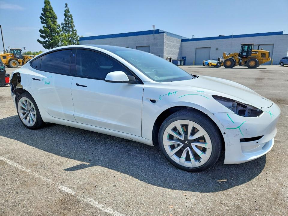 Продажа на аукционе авто 2021 Tesla Model 3, vin: 5YJ3E1EB6MF045143, номер лота: 53125596