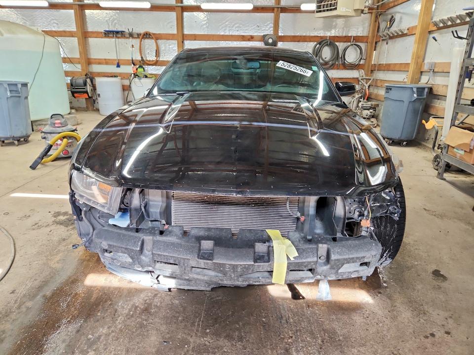 2010 Ford Mustang მანქანა იყიდება აუქციონზე, vin: 1ZVBP8CH2A5126642, აუქციონის ნომერი: 52825266