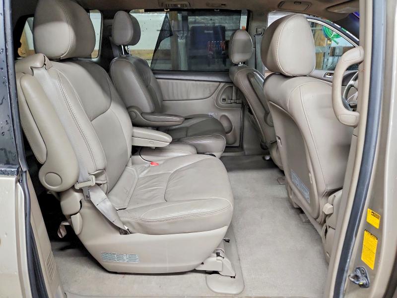53078246 :رقم المزاد ، 5TDZA22C04S198069 vin ، 2004 Toyota Sienna مزاد بيع