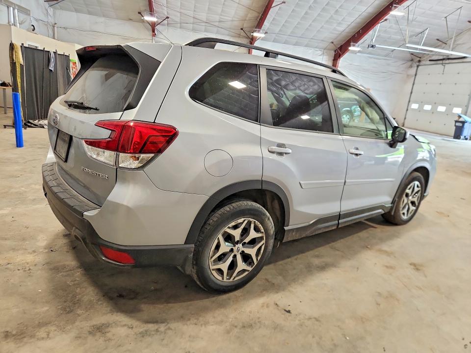 Продажа на аукционе авто 2020 Subaru Forester, vin: JF2SKAJC7LH474195, номер лота: 54064306