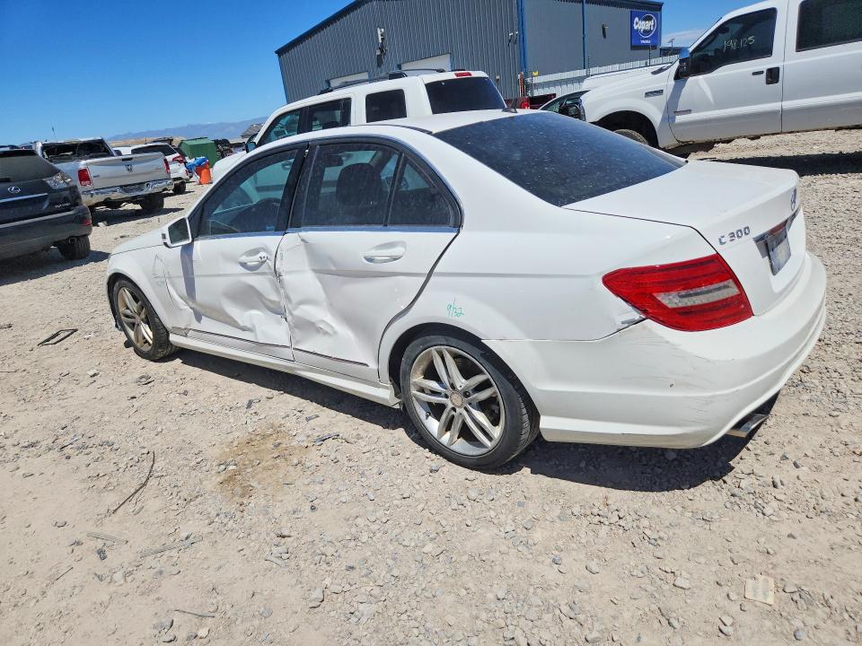 52031956 :رقم المزاد ، WDDGF8AB2DR242615 vin ، 2013 Mercedes-benz C مزاد بيع