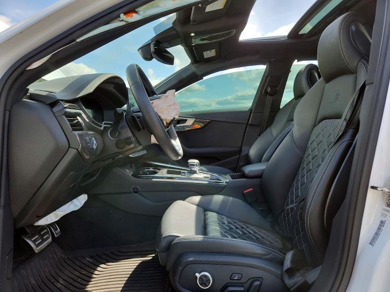 53669686 :رقم المزاد ، WAUB4AF49RA047075 vin ، 2024 Audi S4 مزاد بيع