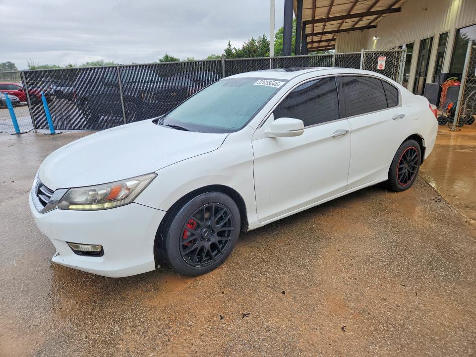 52826646 :رقم المزاد ، 1HGCR3F96EA013543 vin ، 2014 Honda Accord مزاد بيع