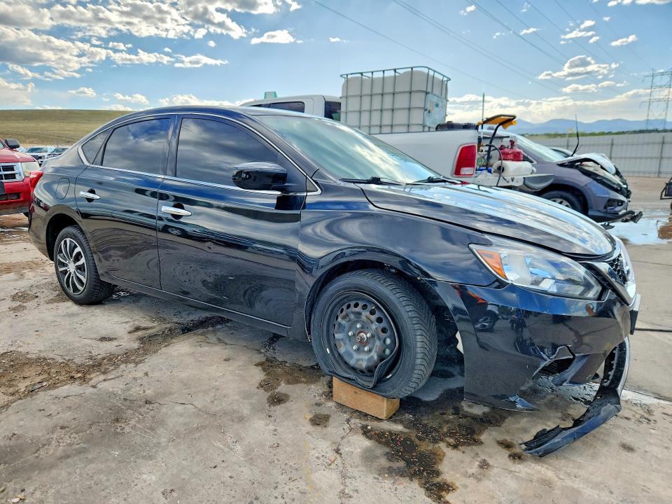 2019 Nissan Sentra მანქანა იყიდება აუქციონზე, vin: 3N1AB7APXKY335345, აუქციონის ნომერი: 53600696