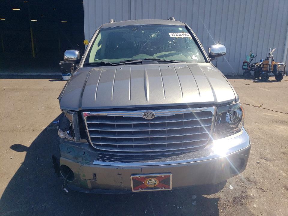 52396196 :رقم المزاد ، 1A8HX58267F503839 vin ، 2007 Chrysler Aspen مزاد بيع