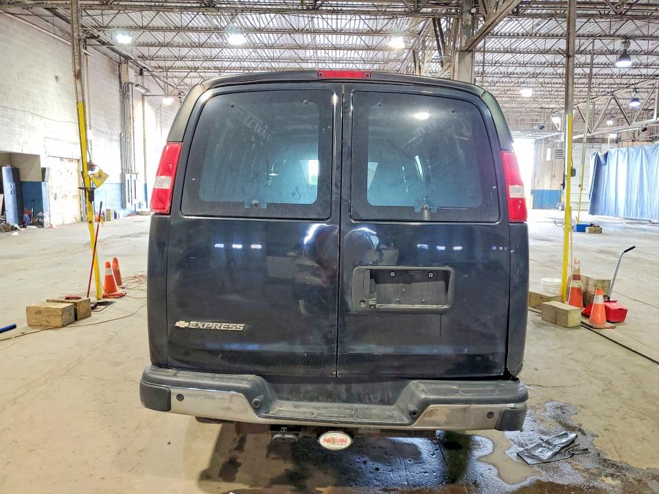 2018 Chevrolet Express G2500 მანქანა იყიდება აუქციონზე, vin: 1GCWGBFG7J1261840, აუქციონის ნომერი: 53214546