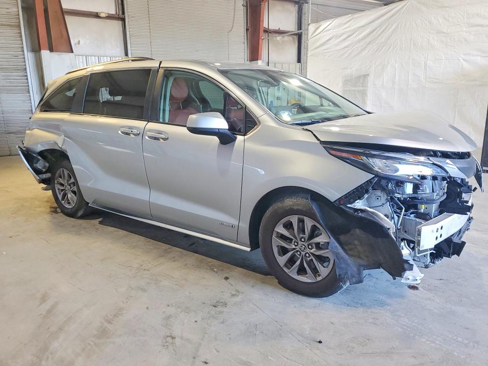 Aukcja sprzedaży 2021 Toyota Sienna, vin: 5TDKRKEC9MS067003, numer aukcji: 52092466